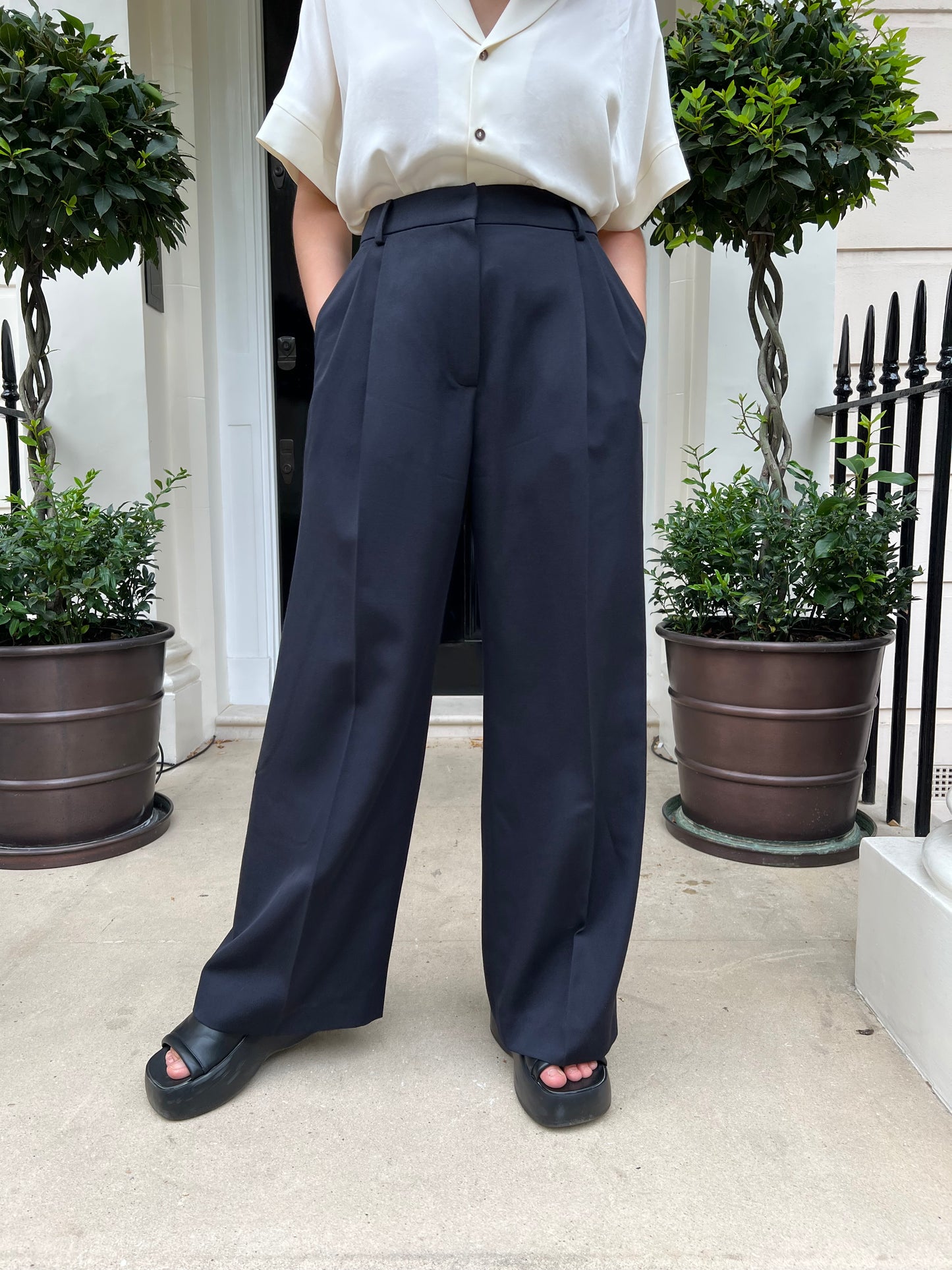 Bella Loves Patterns Billy Trousers in Tencel Stretch Twill and Libert –  Sew Me Sunshine