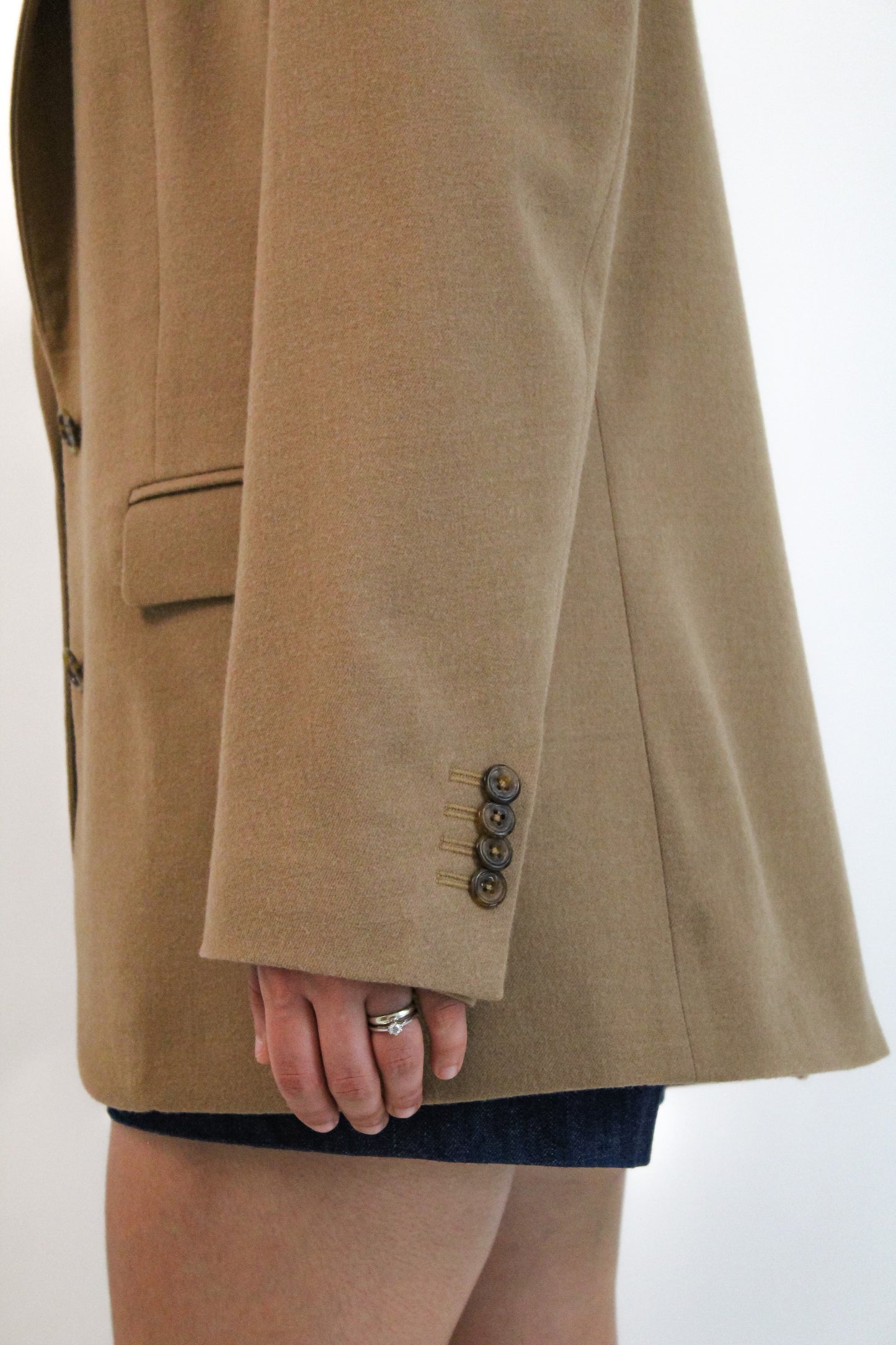 Fran oversized blazer sewing pattern_button detail